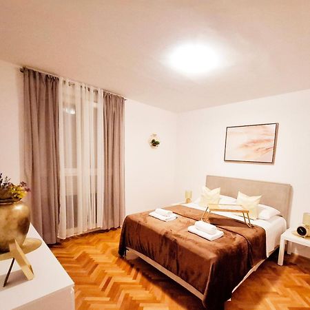 Apartman Golden Star Split Exterior photo